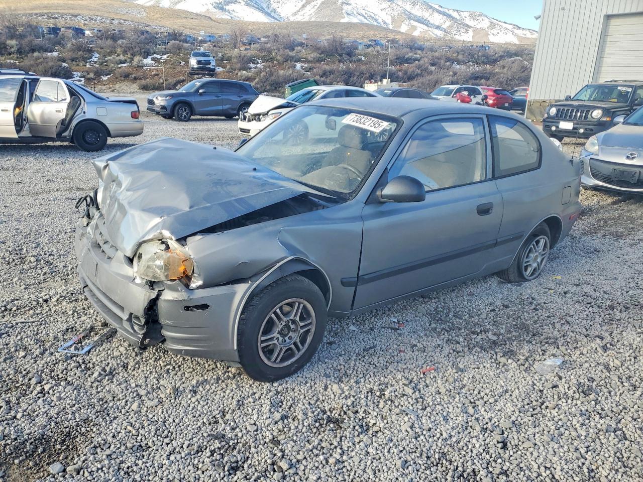 2004 Hyundai Accent L Синий vin: KMHCF35C14U307980