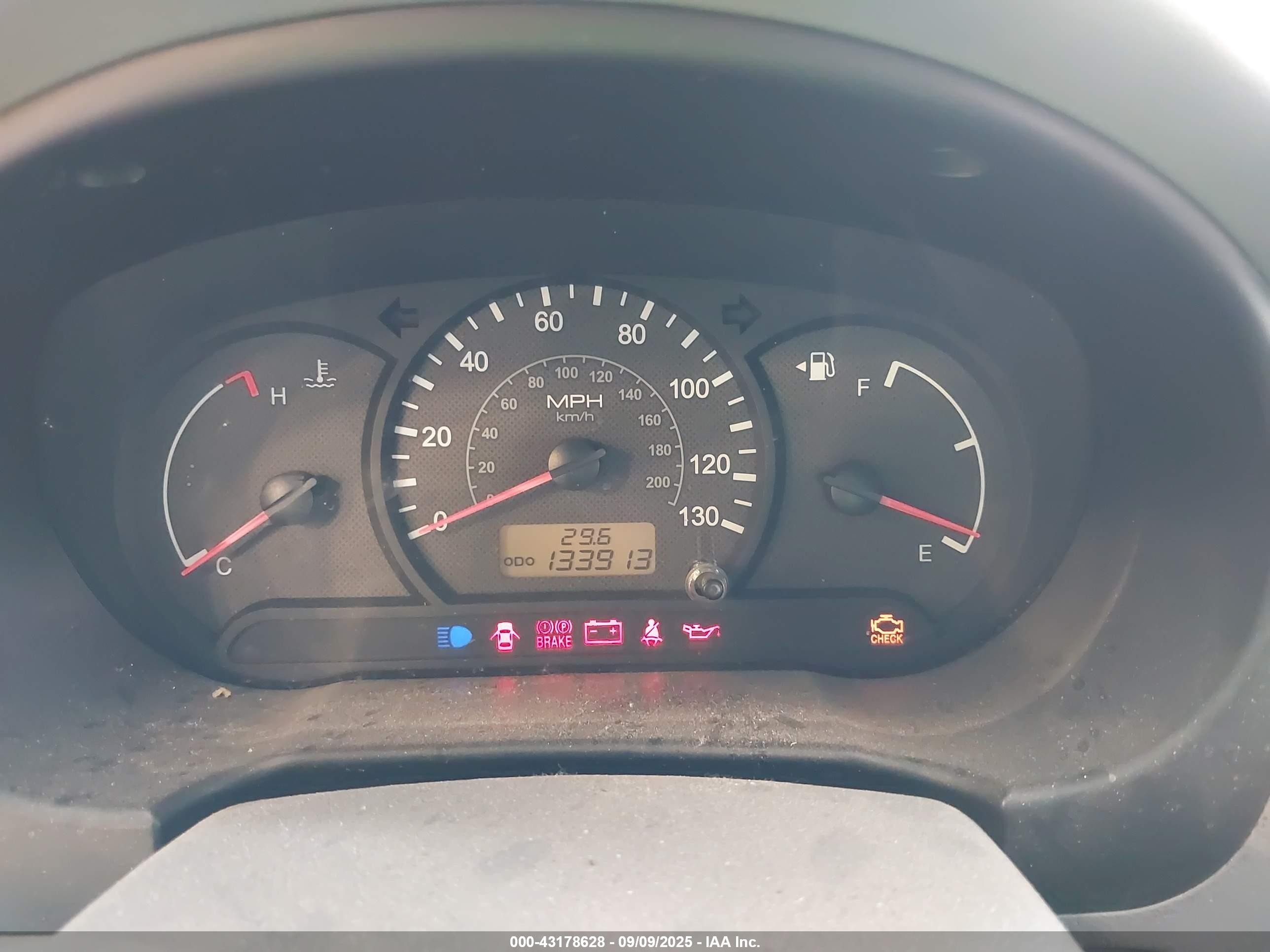 2004 Hyundai Accent   Black vin: KMHCF35C74U310141