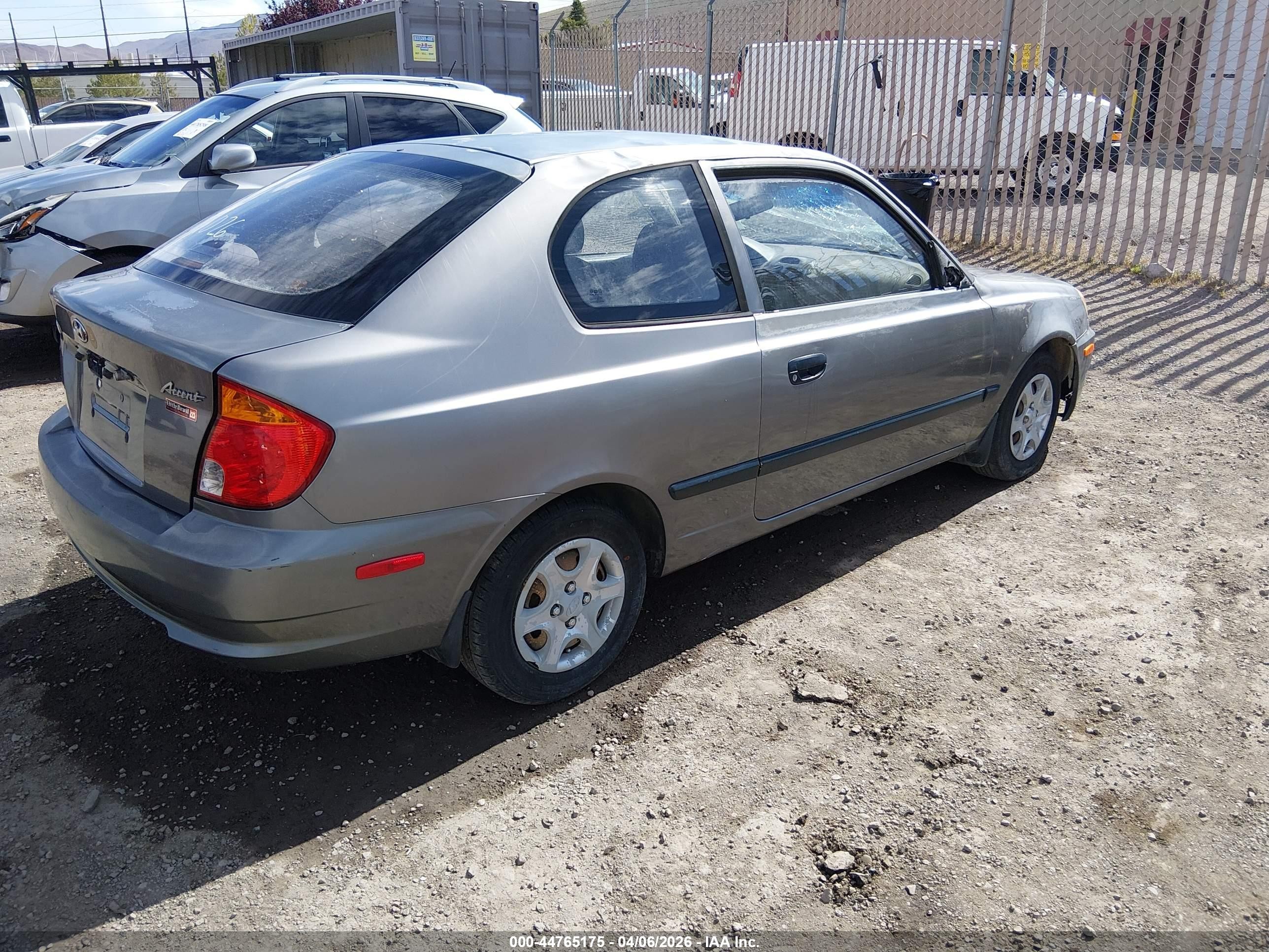 2003 Hyundai Accent   Gray vin: KMHCF35C93U270269