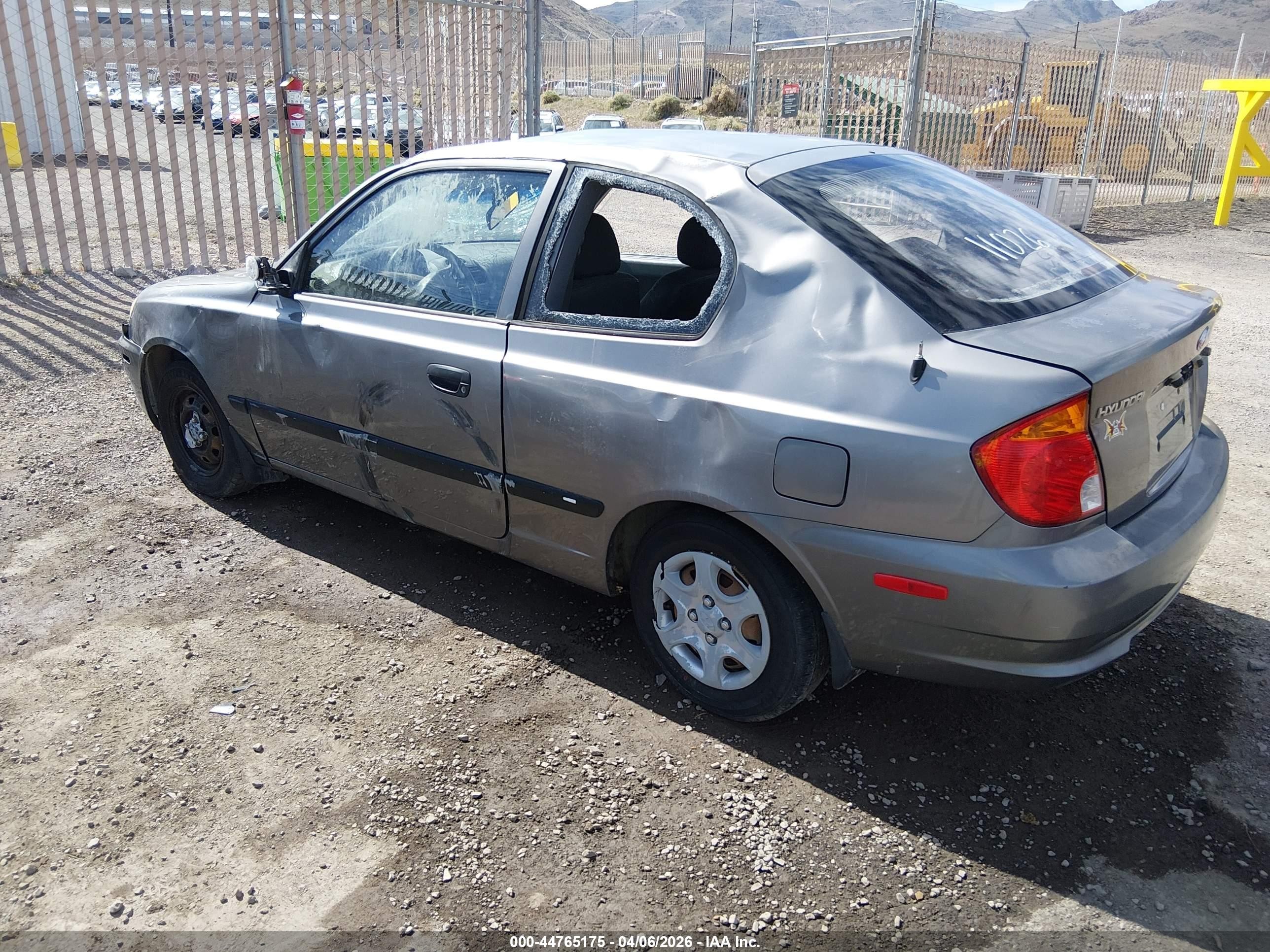 2003 Hyundai Accent   Gray vin: KMHCF35C93U270269