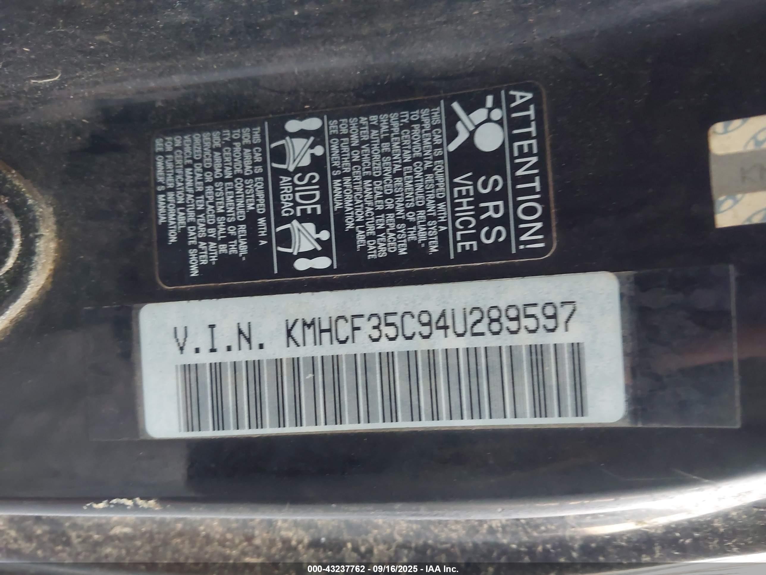 2004 Hyundai Accent   Black vin: KMHCF35C94U289597