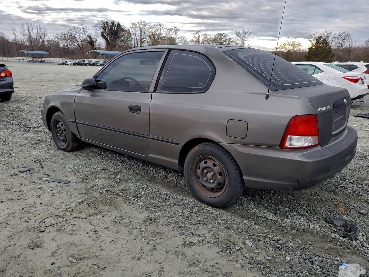 2001 Hyundai Accent L Серый vin: KMHCF35G11U101251