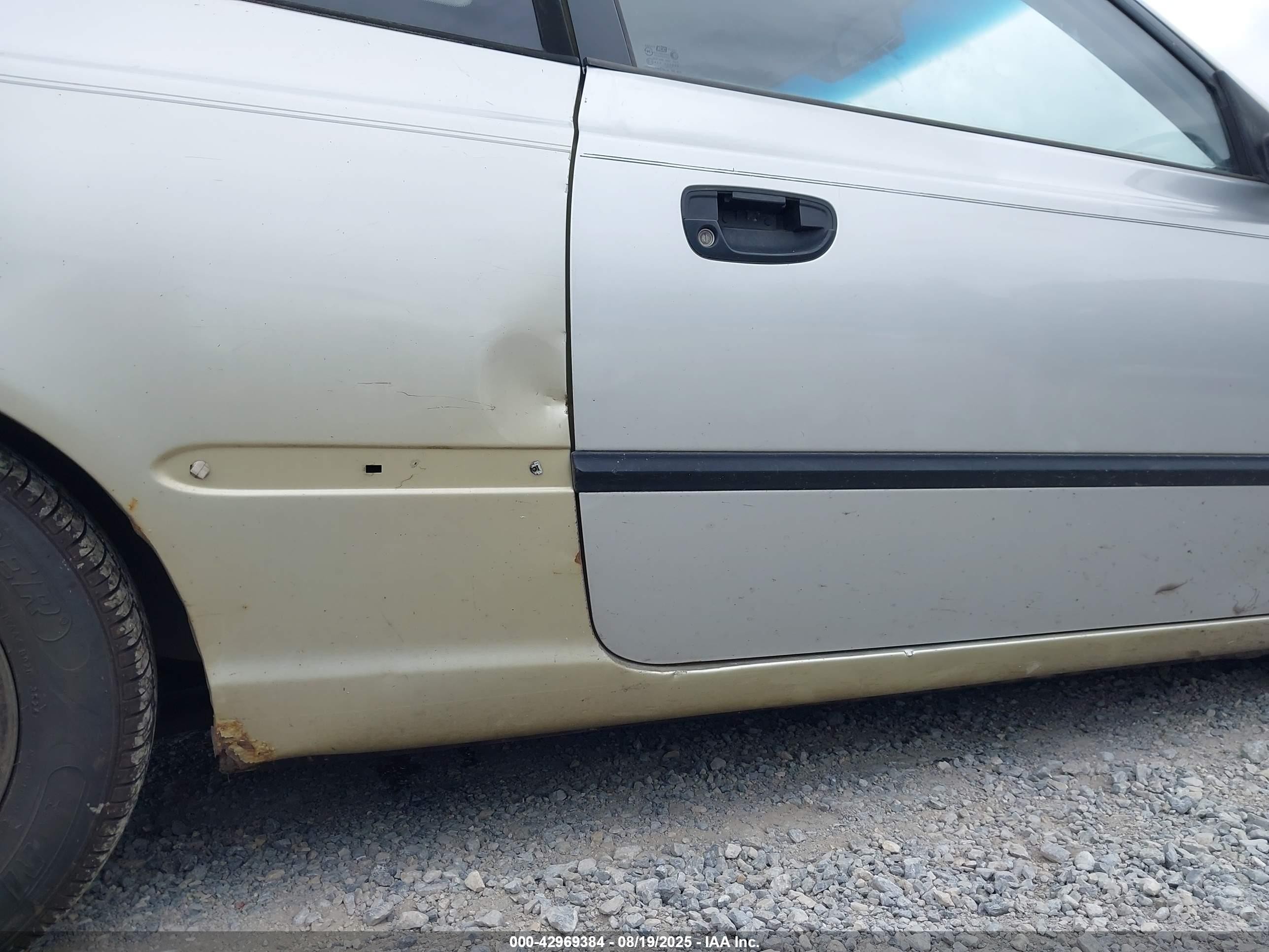 2002 Hyundai Accent L Silver vin: KMHCF35G12U230303