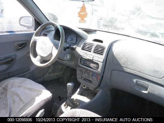 2001 Hyundai Accent L vin: KMHCF35G21U080457