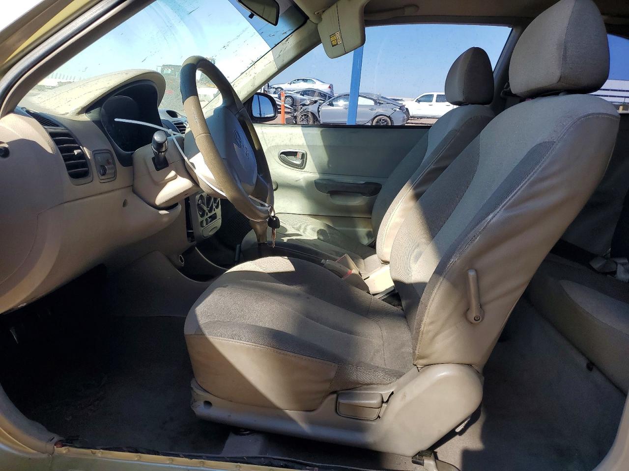 2001 Hyundai Accent L Gold vin: KMHCF35G61U149781