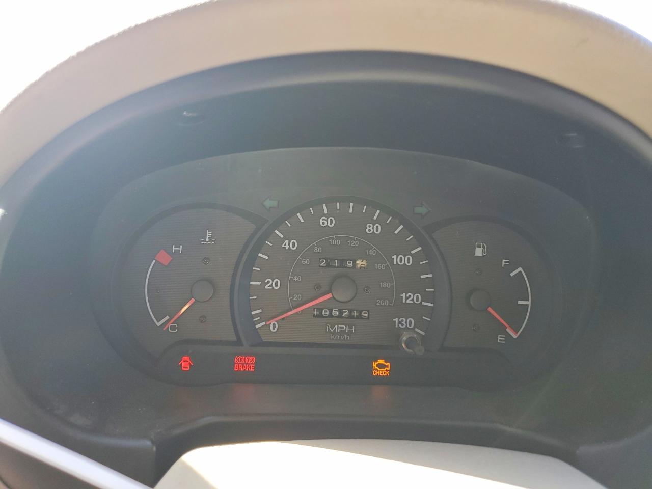 2001 Hyundai Accent L Gold vin: KMHCF35G61U149781