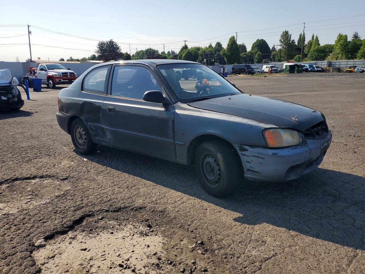 2000 Hyundai Accent L Черный vin: KMHCF35G7YU039171