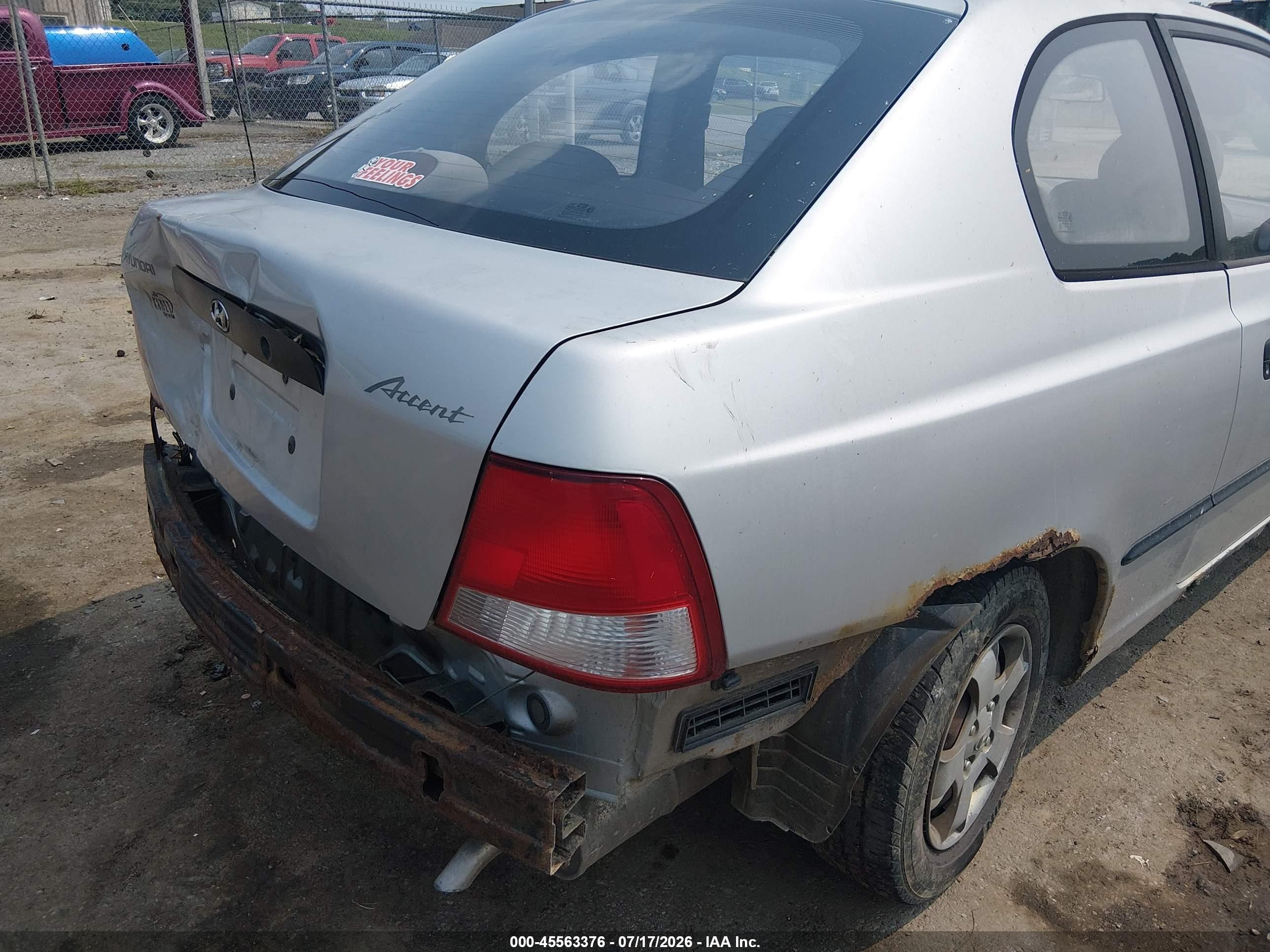 2002 Hyundai Accent L Silver vin: KMHCF35GX2U164933