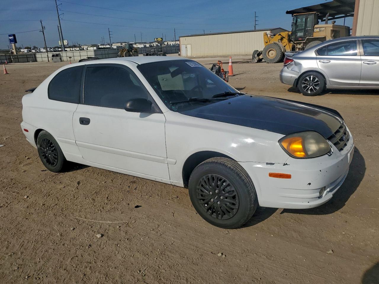 2004 Hyundai Accent Gl White vin: KMHCG35C04U285872