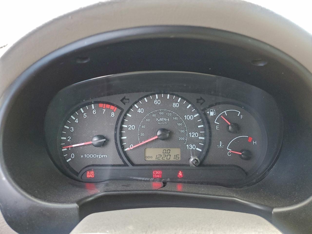 2004 Hyundai Accent Gl White vin: KMHCG35C04U285872