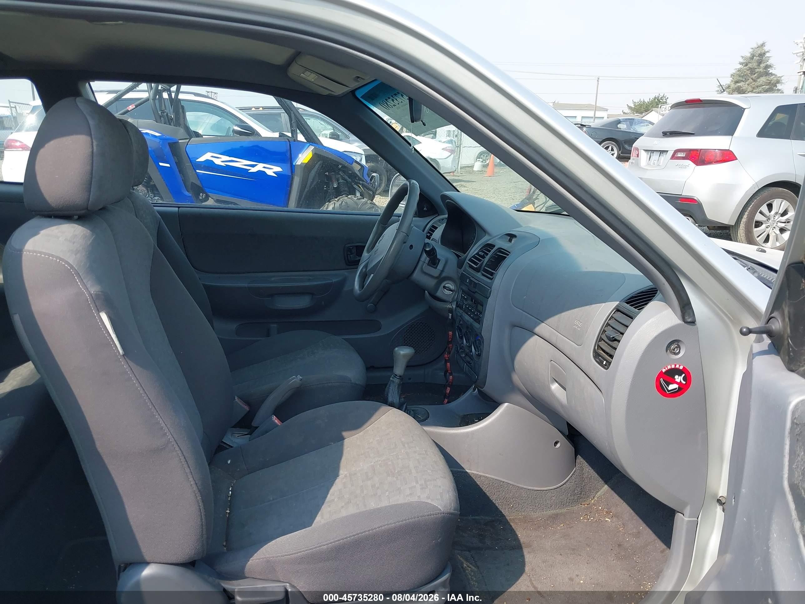 2005 Hyundai Accent Gls/gt Серебряный vin: KMHCG35C25U325418