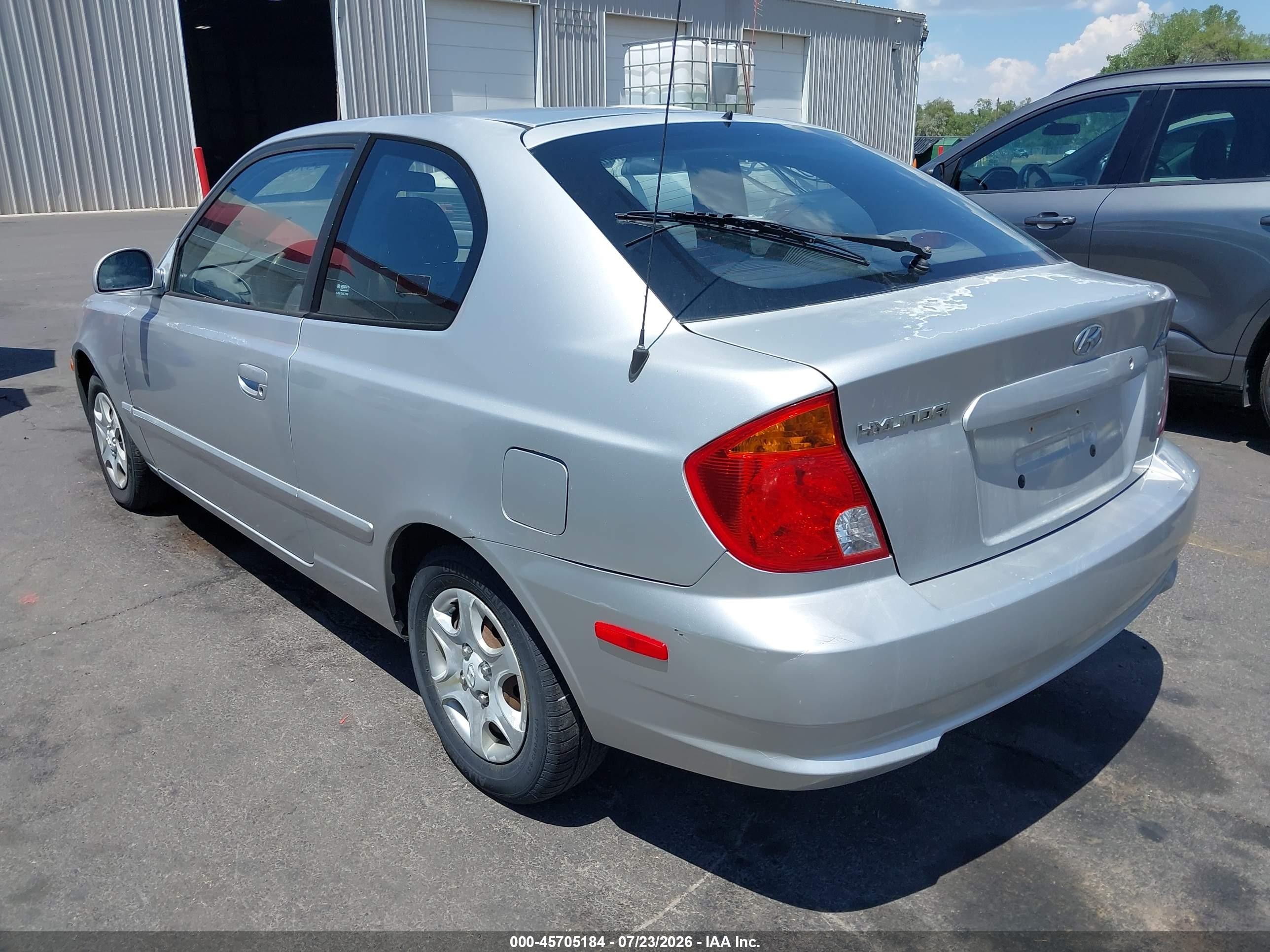 2005 Hyundai Accent Gls/gt Silver vin: KMHCG35C25U349797