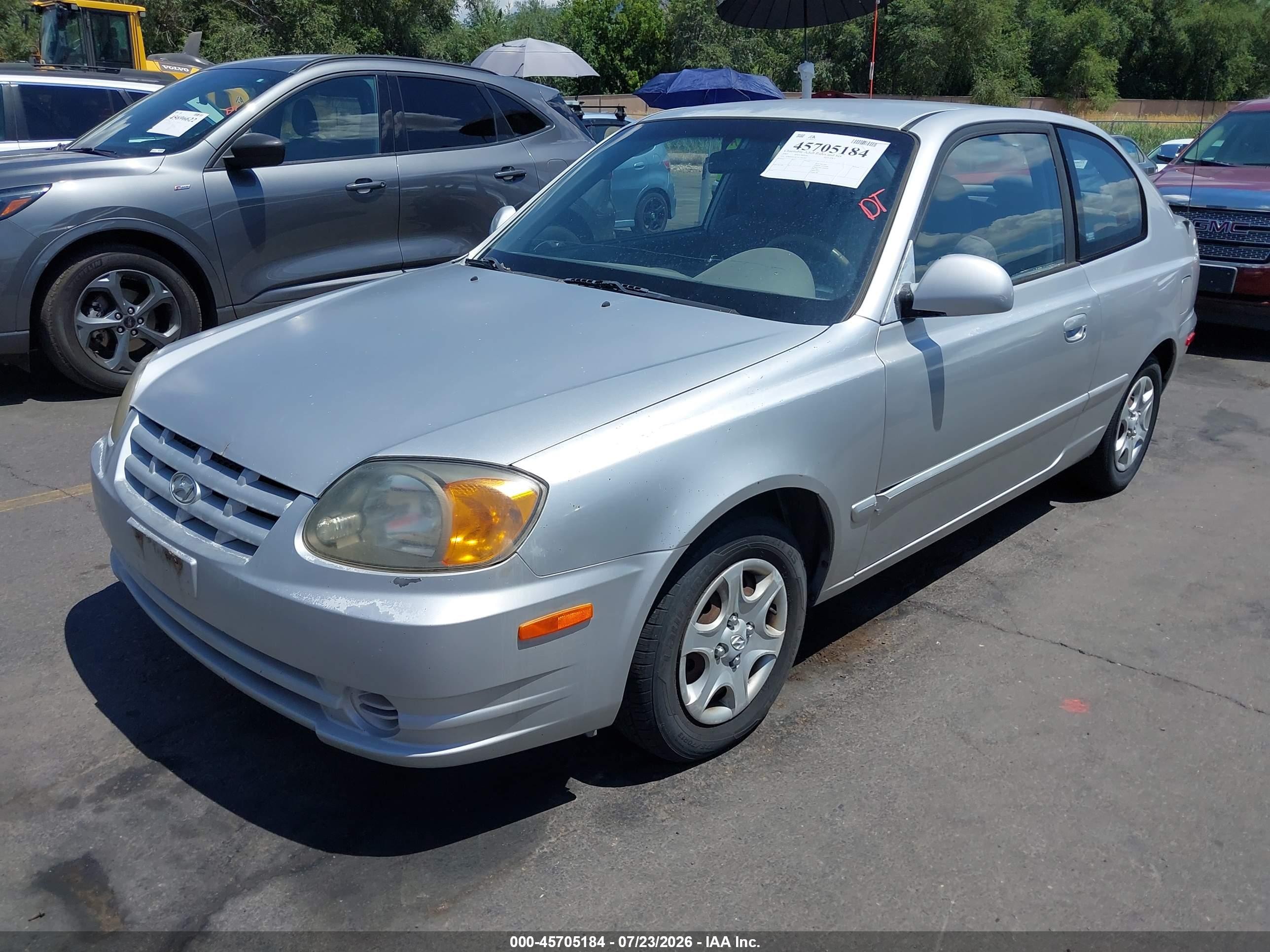 2005 Hyundai Accent Gls/gt Silver vin: KMHCG35C25U349797
