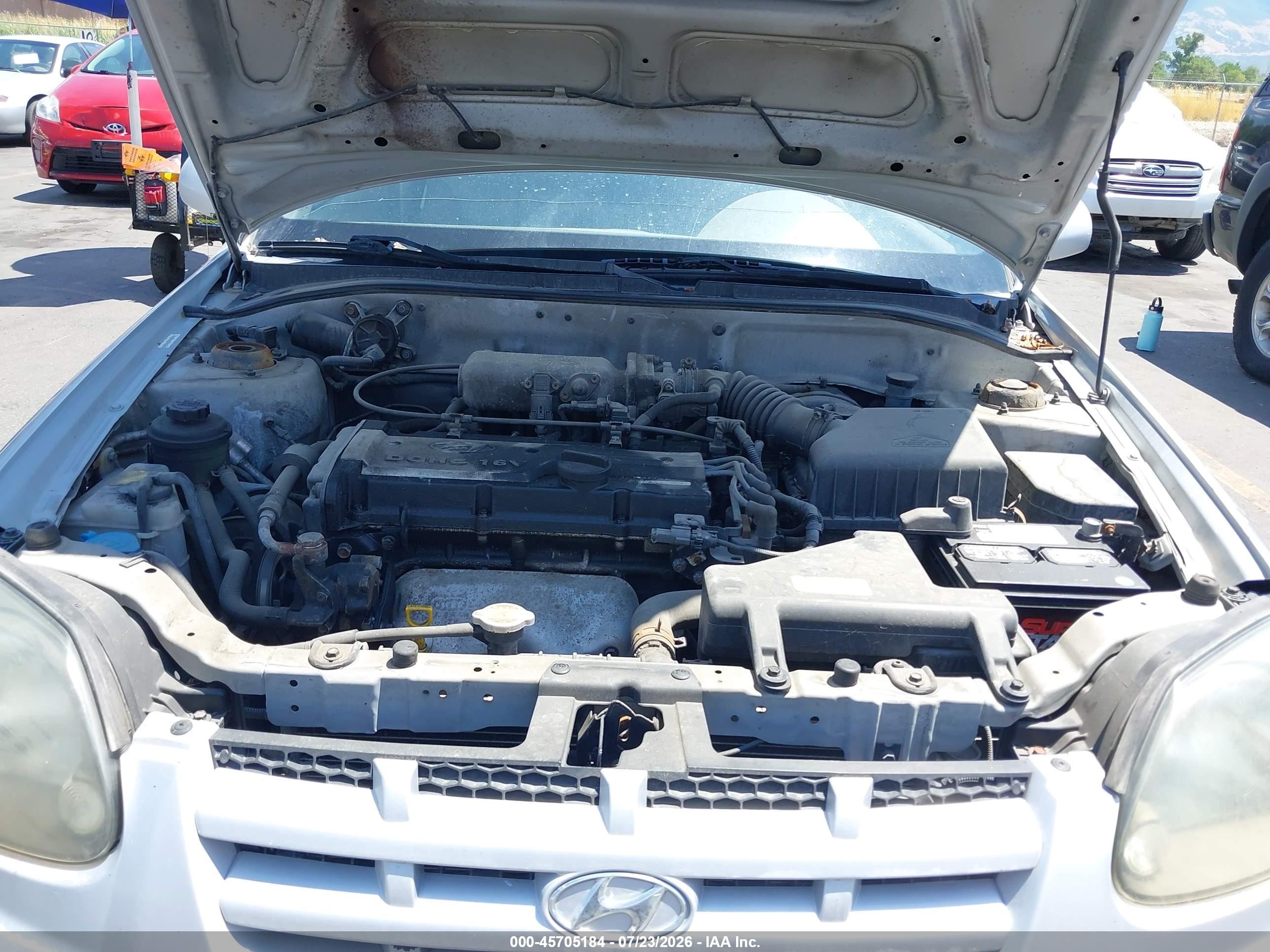 2005 Hyundai Accent Gls/gt Silver vin: KMHCG35C25U349797