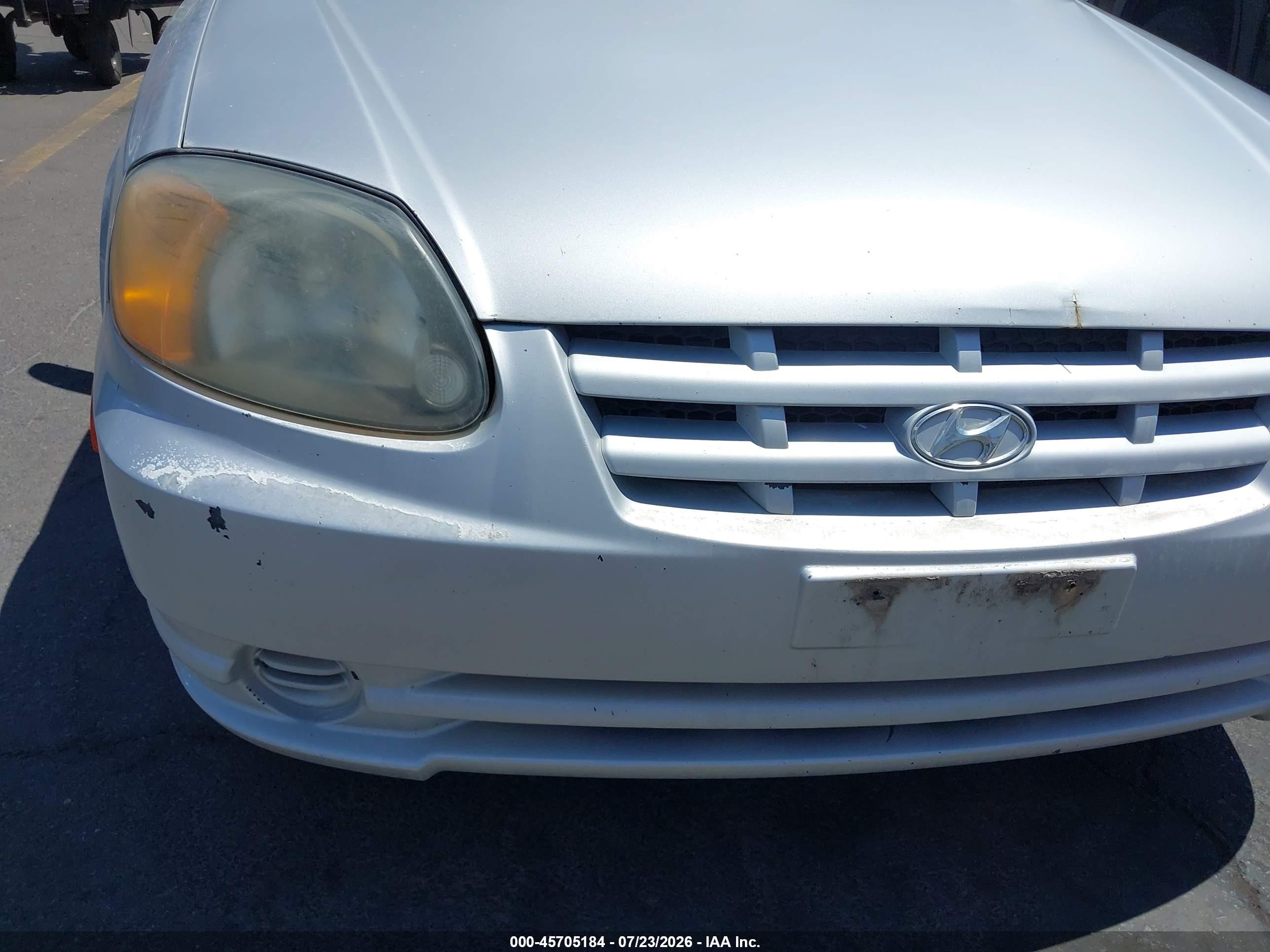 2005 Hyundai Accent Gls/gt Silver vin: KMHCG35C25U349797