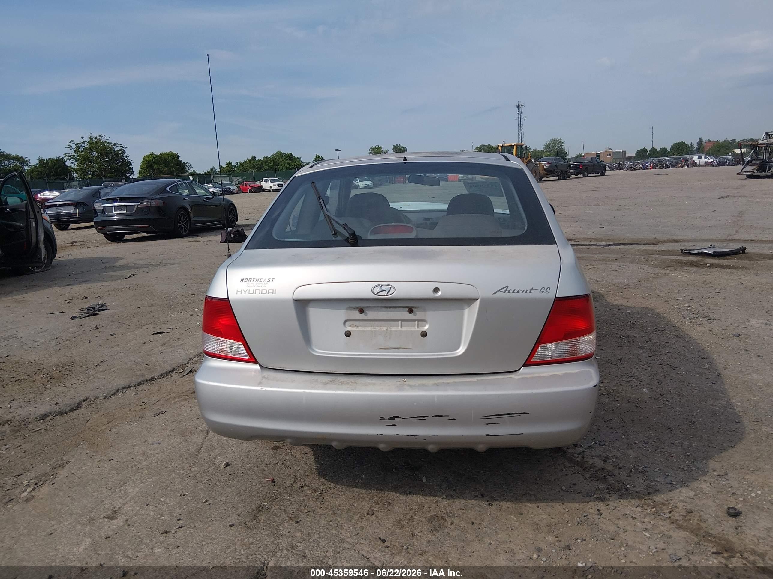 2002 Hyundai Accent Gs Silver vin: KMHCG35C32U190199