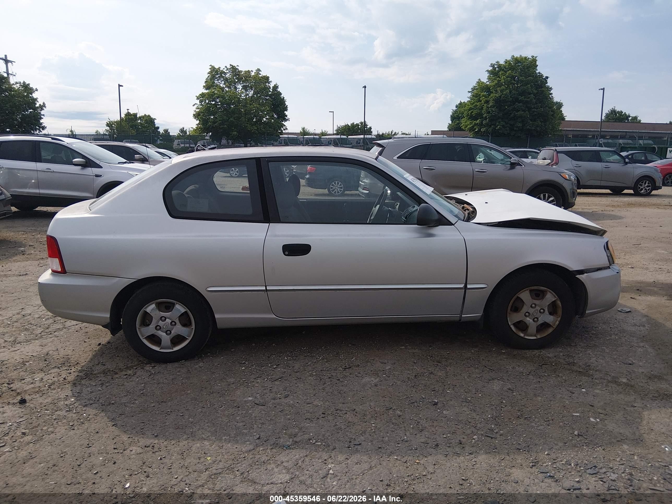 2002 Hyundai Accent Gs Silver vin: KMHCG35C32U190199