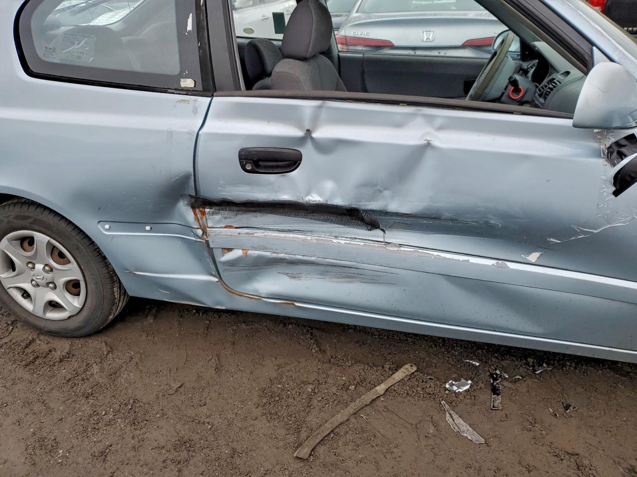 2004 Hyundai Accent Gl Turquoise vin: KMHCG35C34U317181