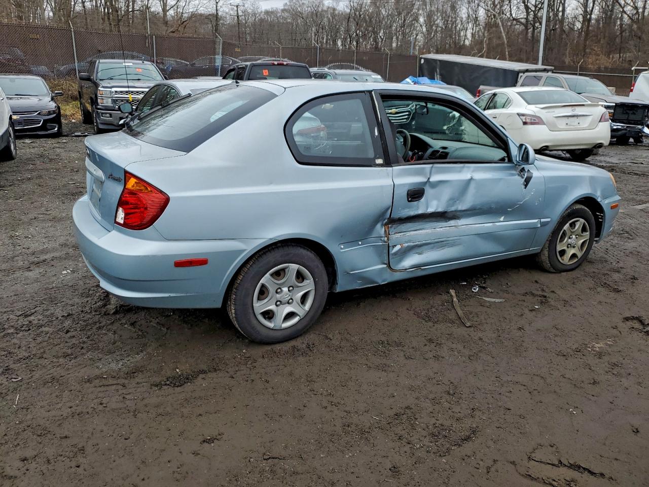 2004 Hyundai Accent Gl Turquoise vin: KMHCG35C34U317181