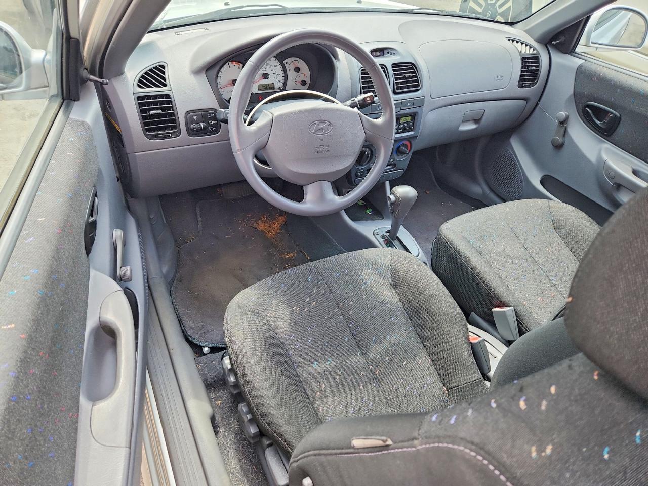 2005 Hyundai Accent Gs Silver vin: KMHCG35C45U350630