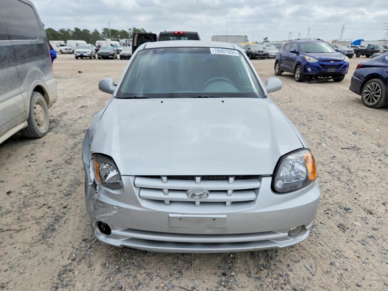 2004 Hyundai Accent Gl Silver vin: KMHCG35C54U279677