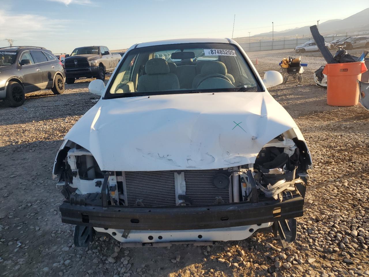 2004 Hyundai Accent Gl Белый vin: KMHCG35C54U285740
