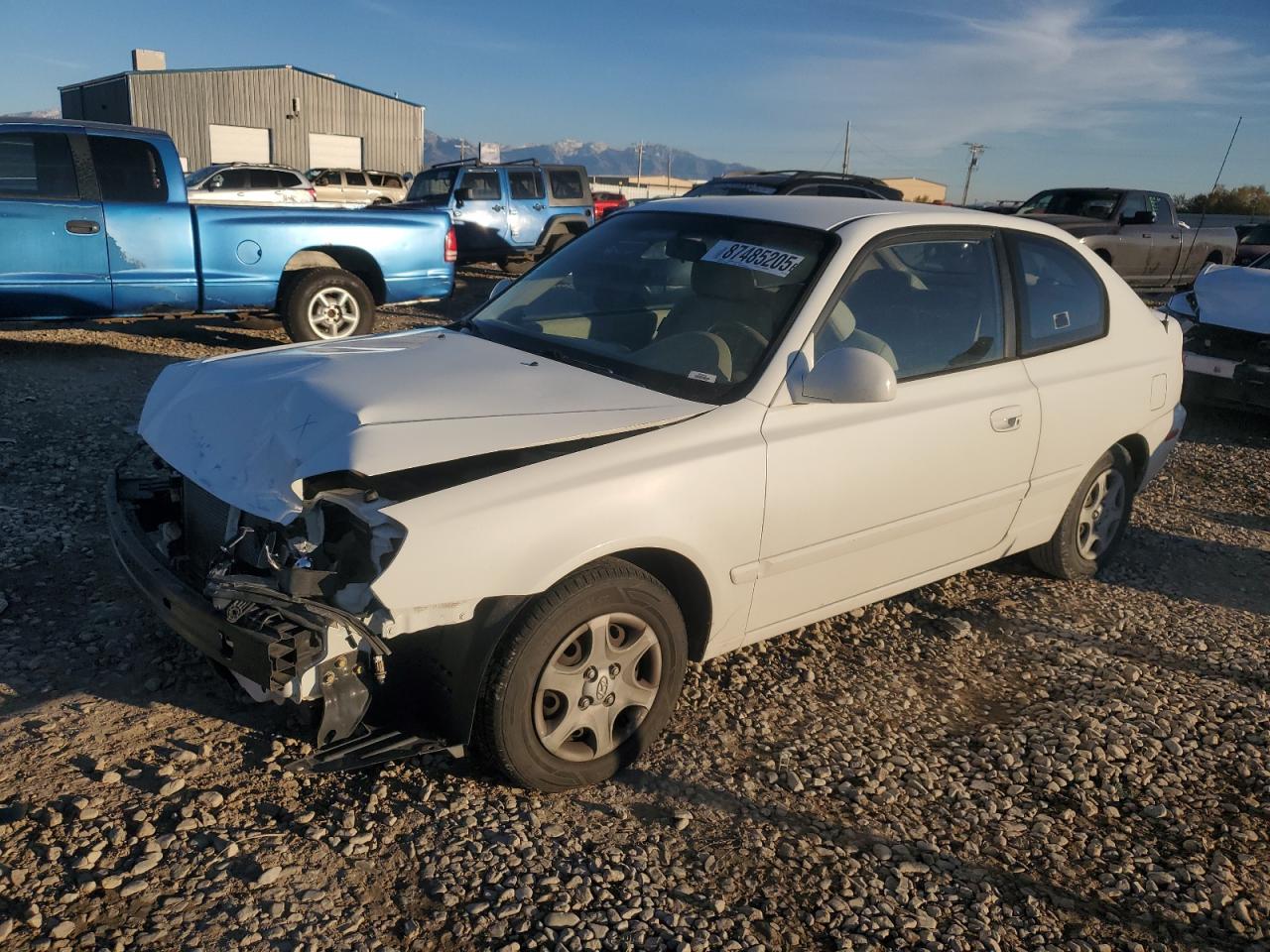 2004 Hyundai Accent Gl White vin: KMHCG35C54U285740
