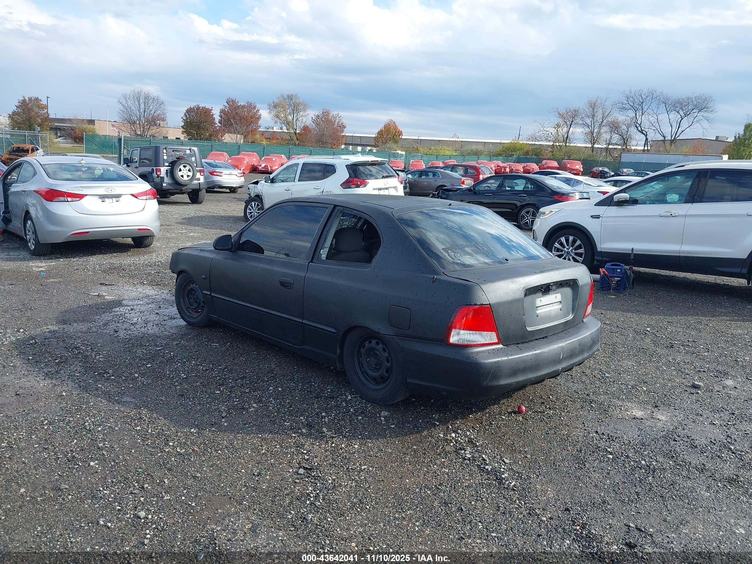 2001 Hyundai Accent Gs Black vin: KMHCG35C61U119724