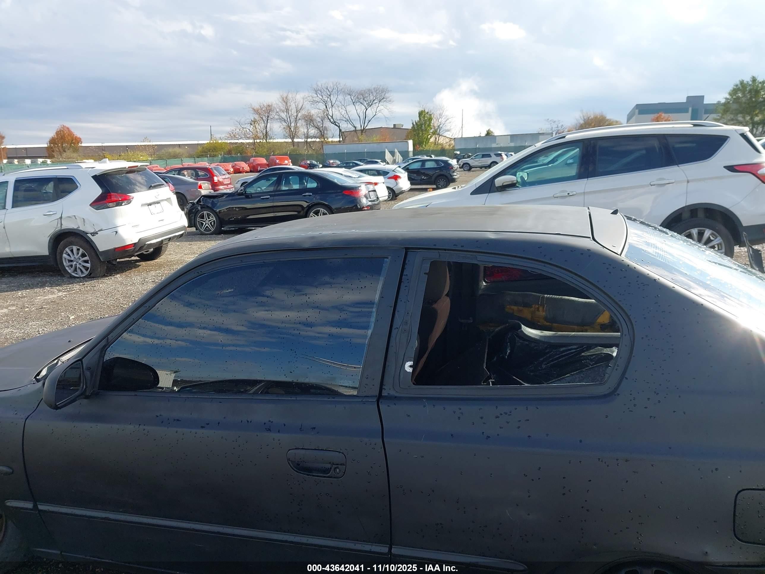2001 Hyundai Accent Gs Black vin: KMHCG35C61U119724