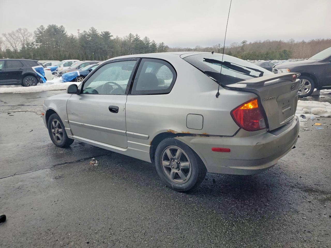 2004 Hyundai Accent Gl Silver vin: KMHCG35C64U279946