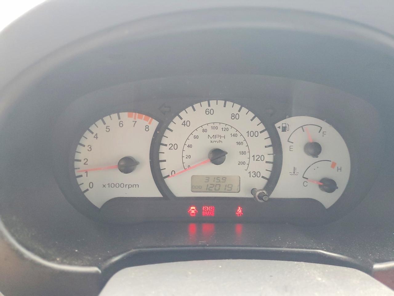 2004 Hyundai Accent Gl Silver vin: KMHCG35C64U279946