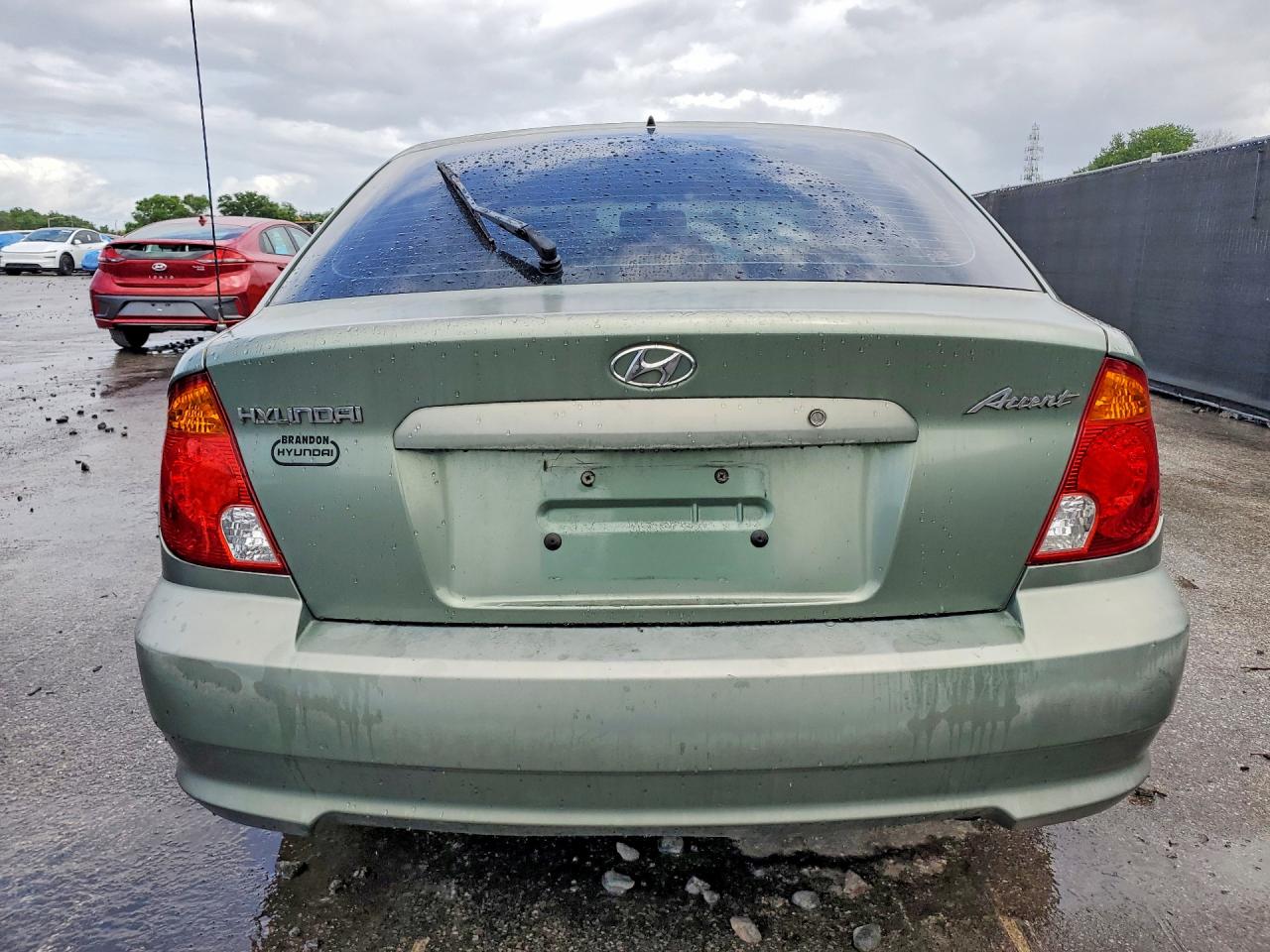 2004 Hyundai Accent Gl Silver vin: KMHCG35C64U286556