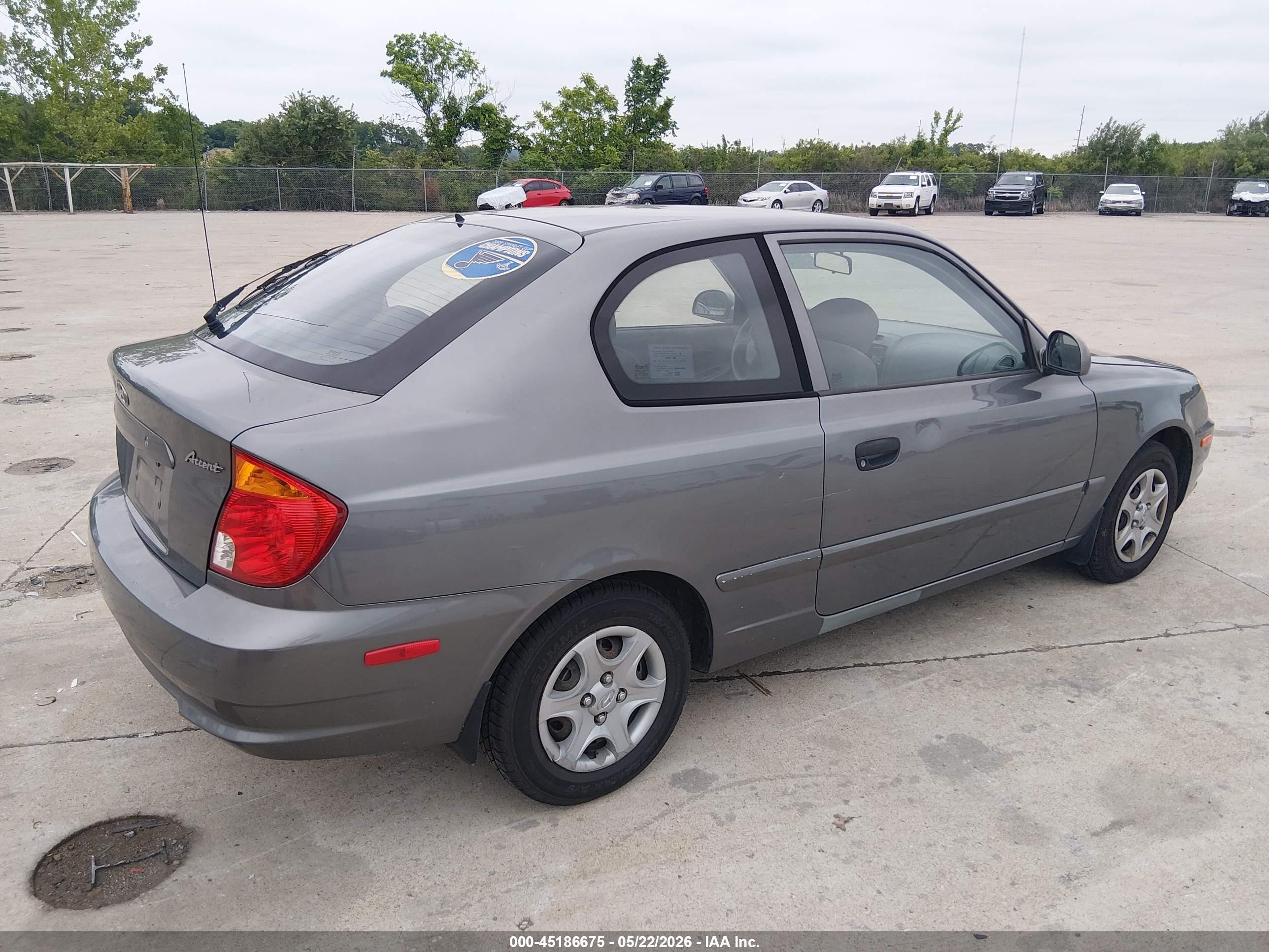 2004 Hyundai Accent Gl/gt Gray vin: KMHCG35C74U318348