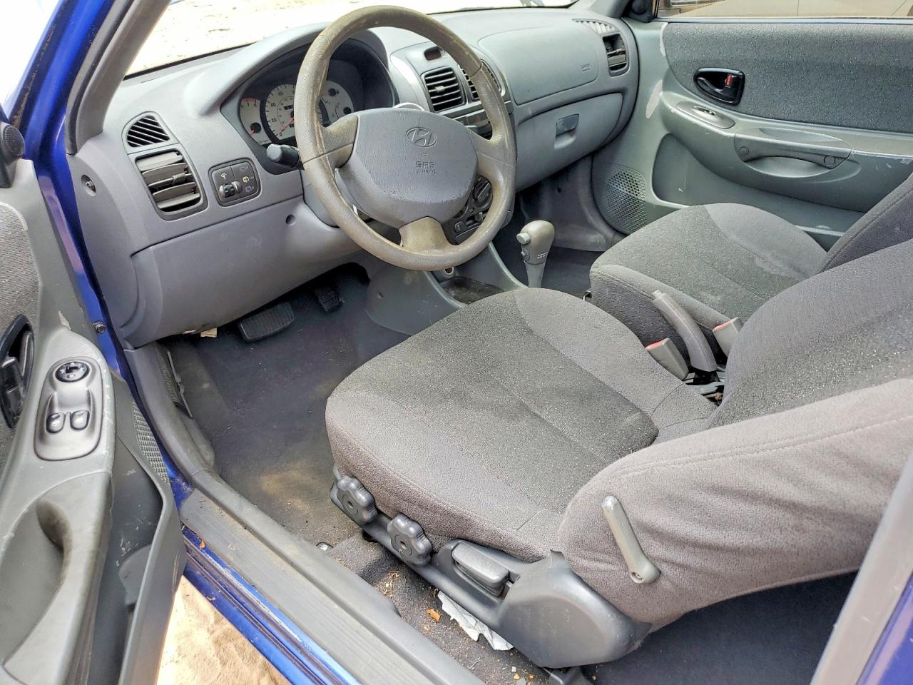 2002 Hyundai Accent Gs Blue vin: KMHCG35C82U210866