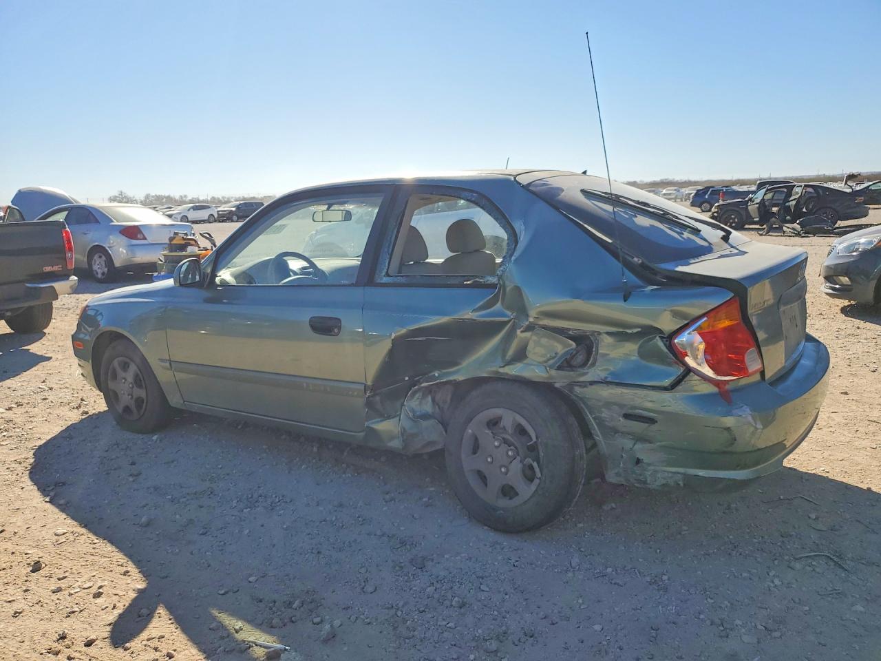 2004 Hyundai Accent Gl Green vin: KMHCG35C84U311439