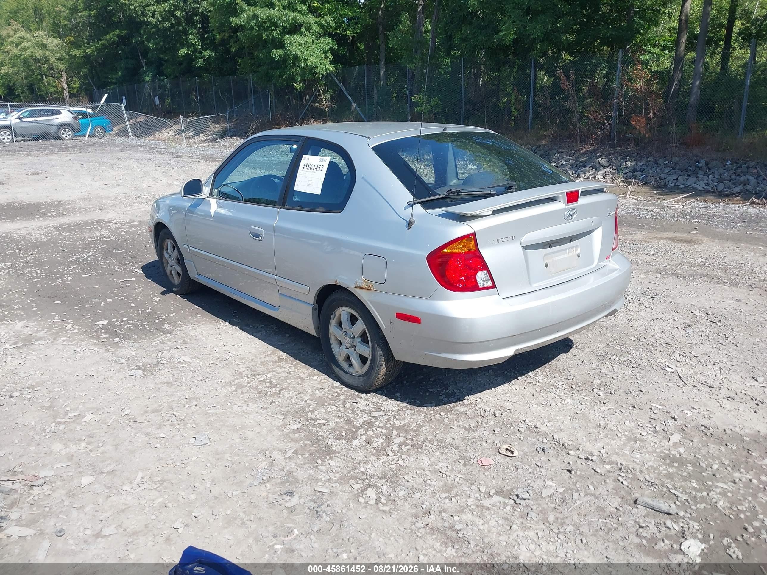 2005 Hyundai Accent Gls/gt Silver vin: KMHCG35C85U340103