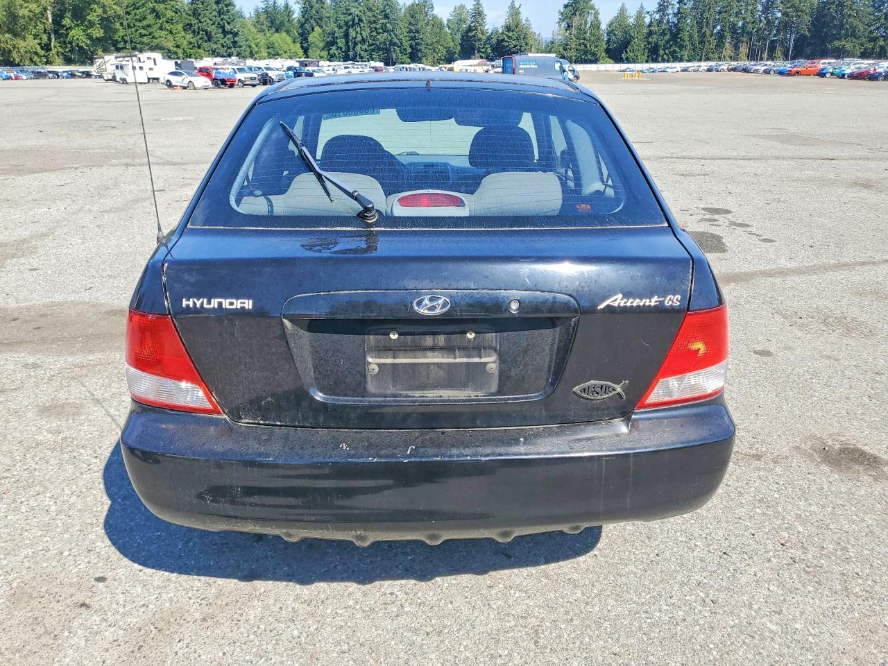 2001 Hyundai Accent Gs Black vin: KMHCG35C91U084600