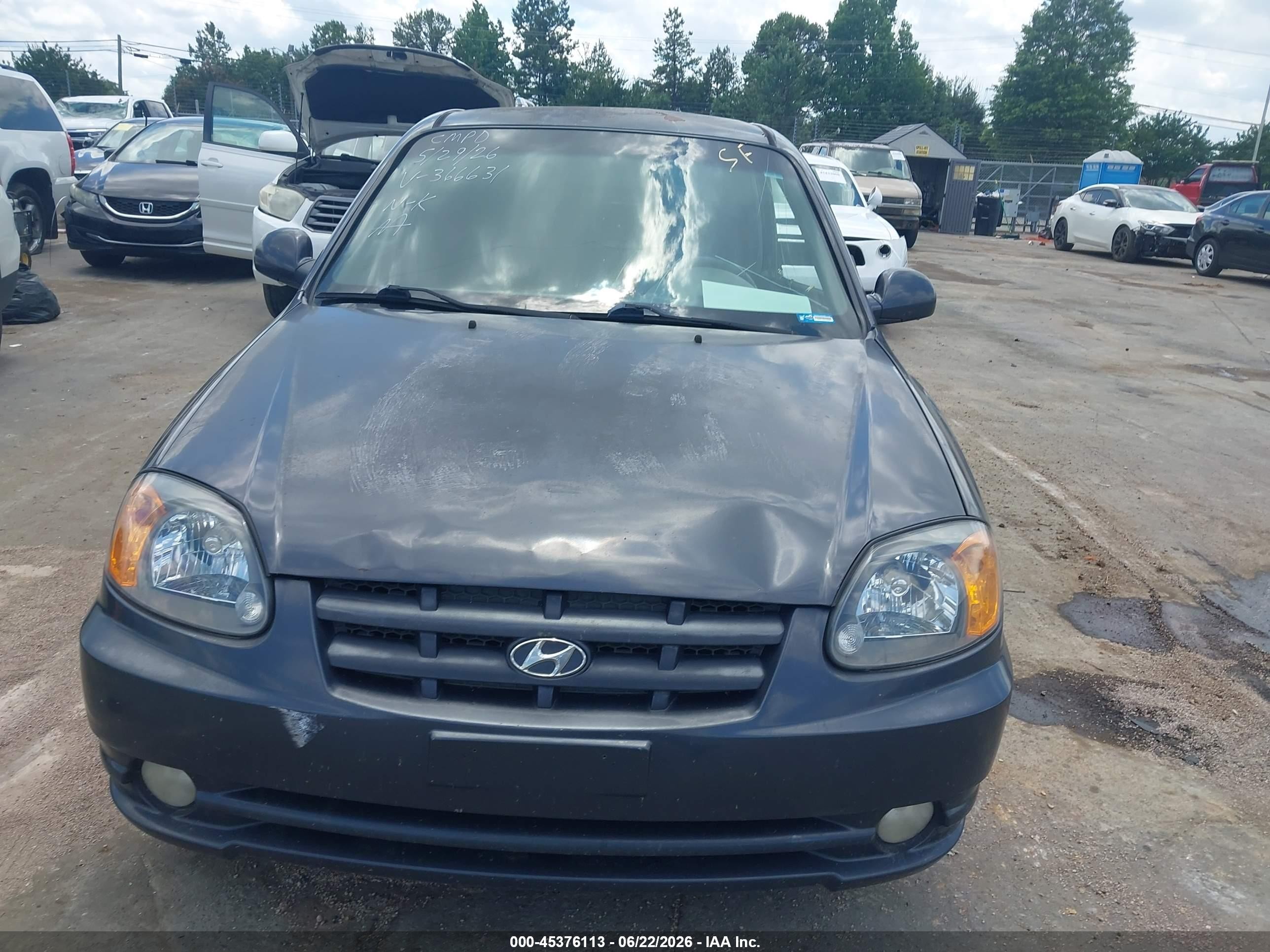 2005 Hyundai Accent Gls/gt Gray vin: KMHCG35C95U366631