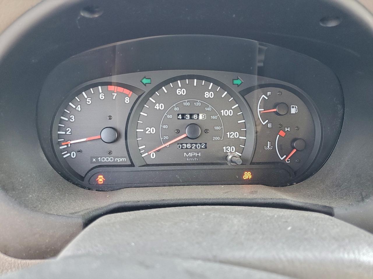 2001 Hyundai Accent Gs Gold vin: KMHCG35CX1U077011
