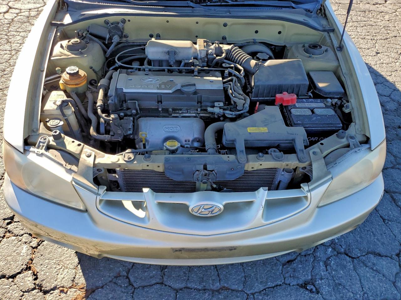 2001 Hyundai Accent Gs Gold vin: KMHCG35CX1U077011