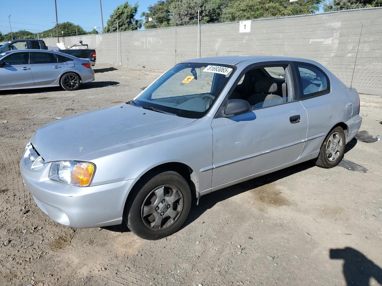 2001 Hyundai Accent Gs Silver vin: KMHCG35CX1U138406