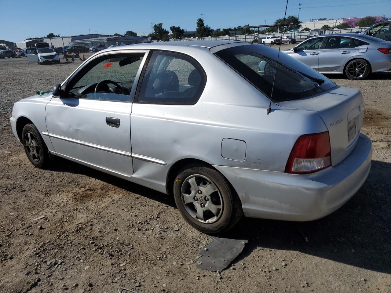 2001 Hyundai Accent Gs Серебряный vin: KMHCG35CX1U138406