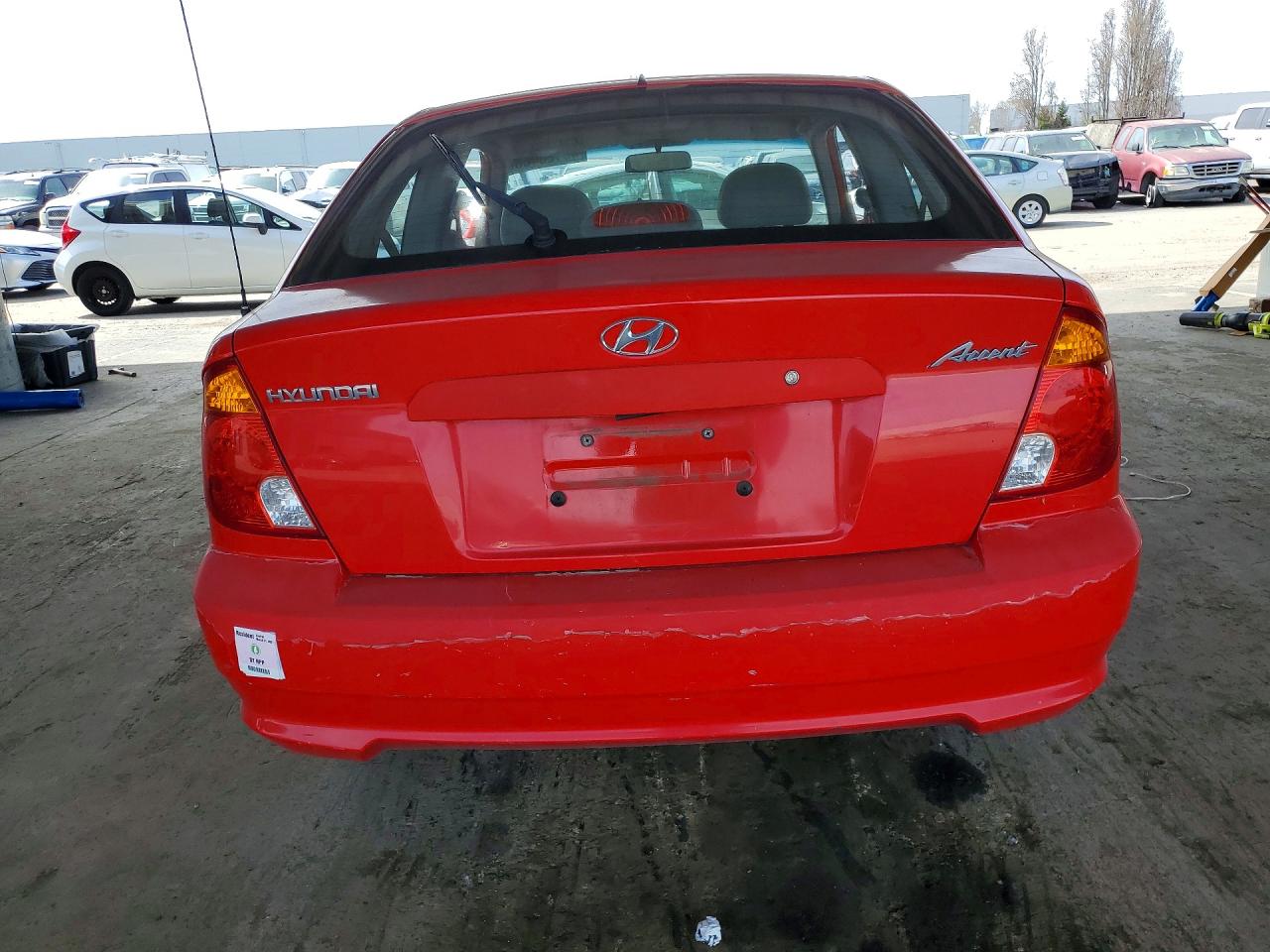 2004 Hyundai Accent Gl Красный vin: KMHCG35CX4U302936