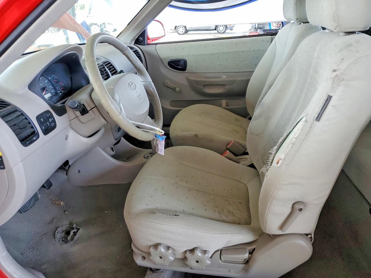 2004 Hyundai Accent Gl Красный vin: KMHCG35CX4U302936