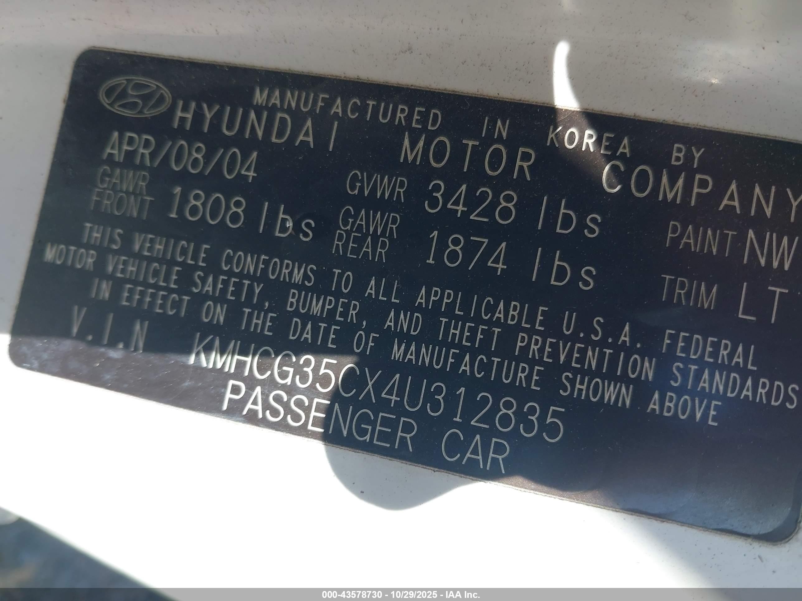 2004 Hyundai Accent Gl/gt White vin: KMHCG35CX4U312835