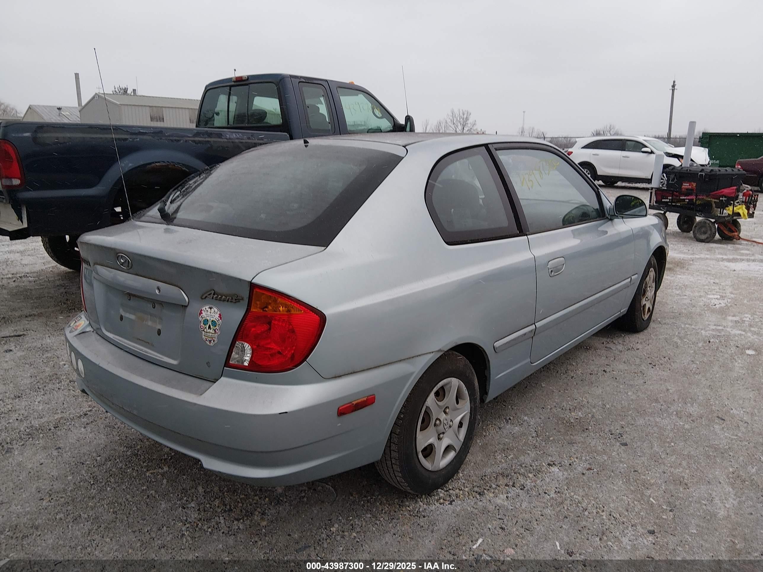 2005 Hyundai Accent Gls/gt Light Blue vin: KMHCG35CX5U341186