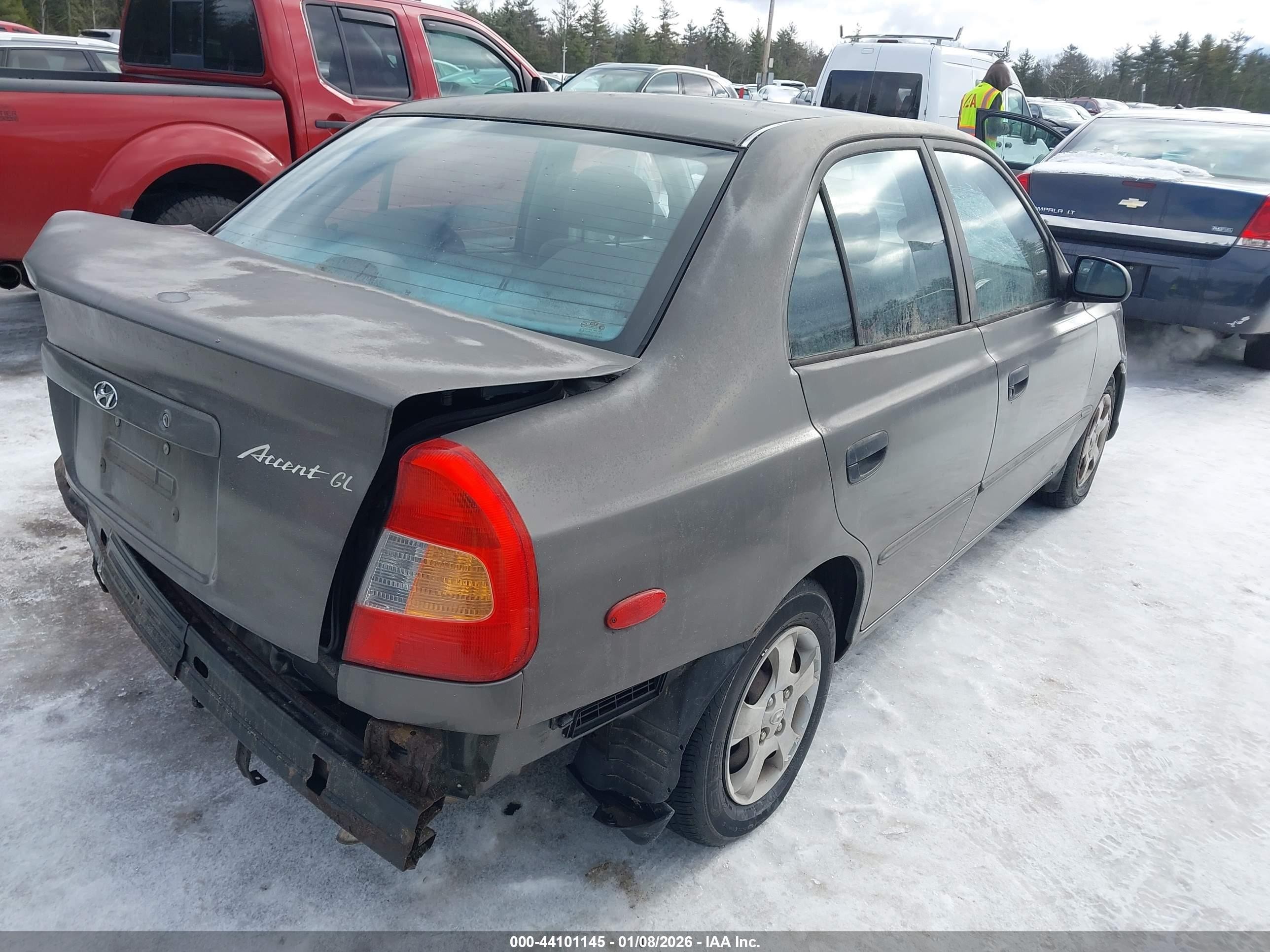2001 Hyundai Accent Gl Серый vin: KMHCG45C01U250671