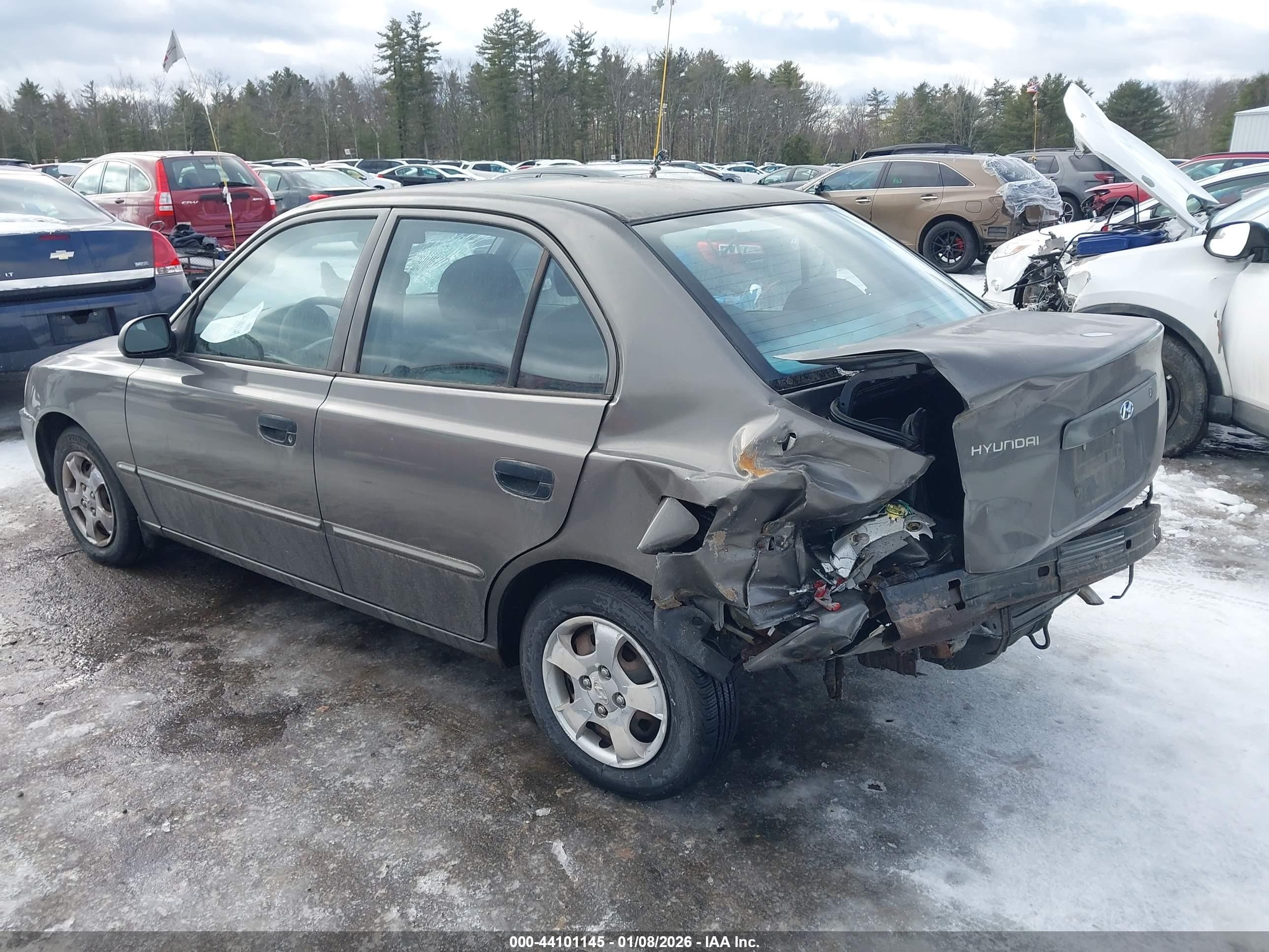 2001 Hyundai Accent Gl Серый vin: KMHCG45C01U250671