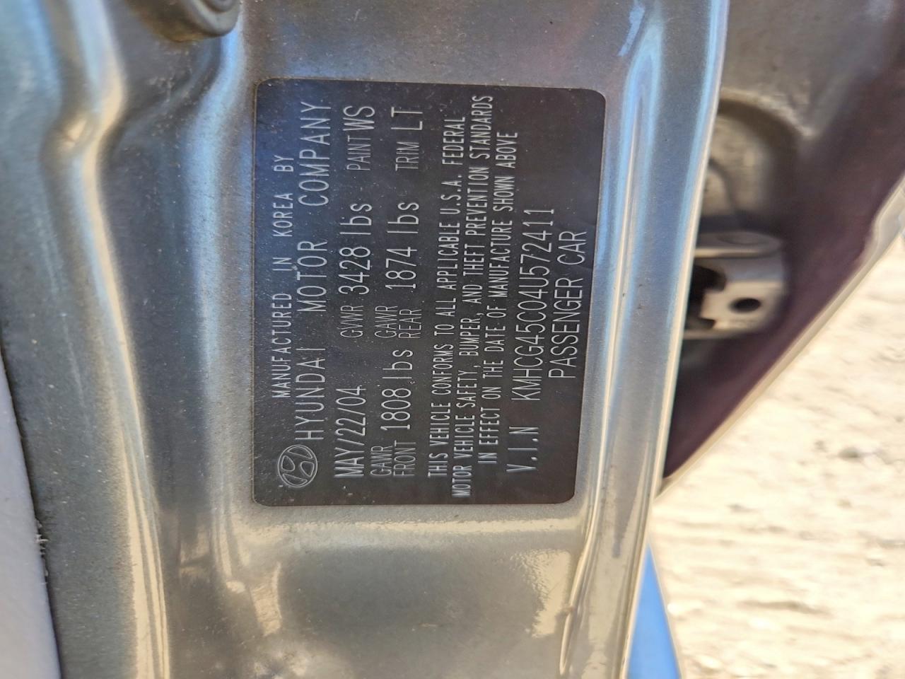 2004 Hyundai Accent Gl Gray vin: KMHCG45C04U572411