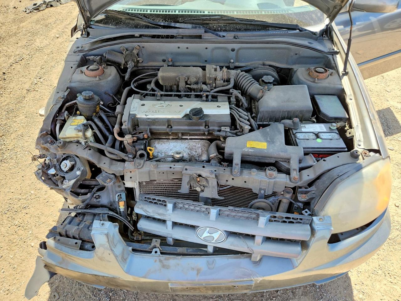 2004 Hyundai Accent Gl Gray vin: KMHCG45C04U572411
